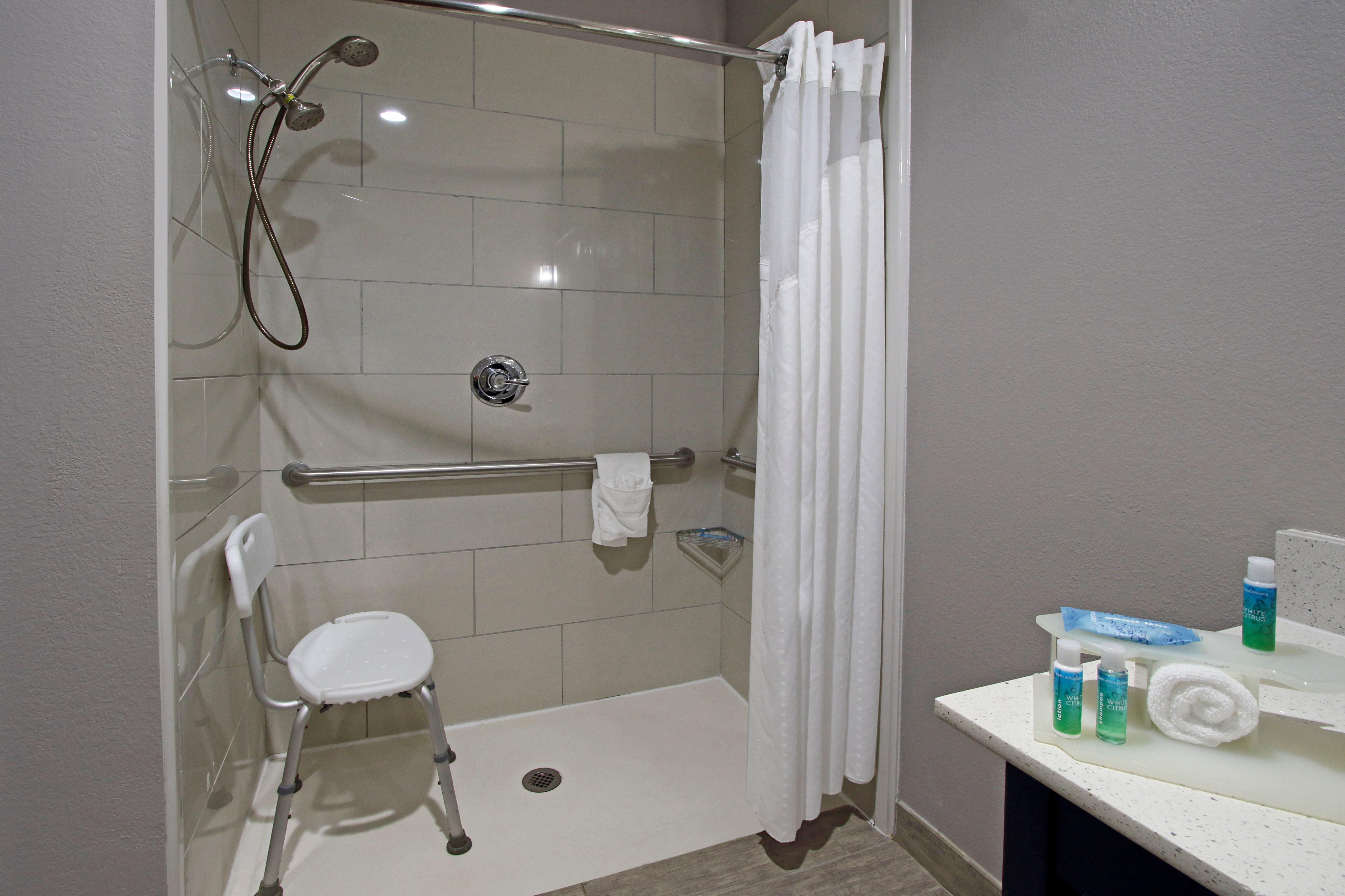 Holiday Inn Express And Suites Houston North - Iah Area By Ihg Εξωτερικό φωτογραφία