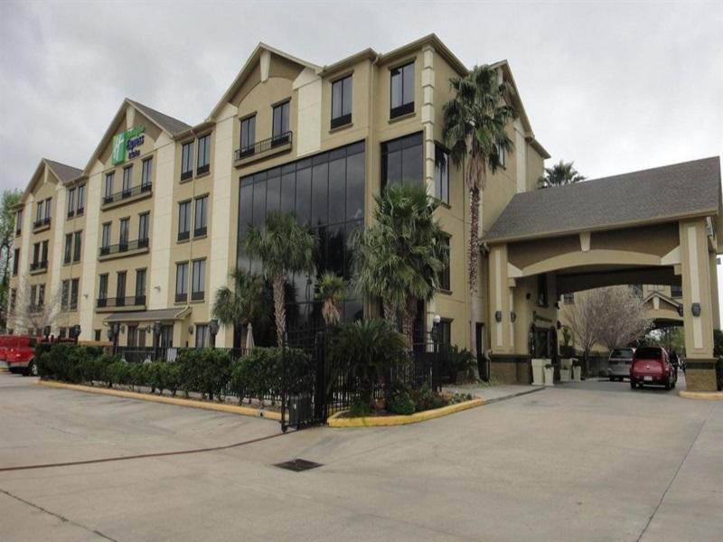 Holiday Inn Express And Suites Houston North - Iah Area By Ihg Εξωτερικό φωτογραφία