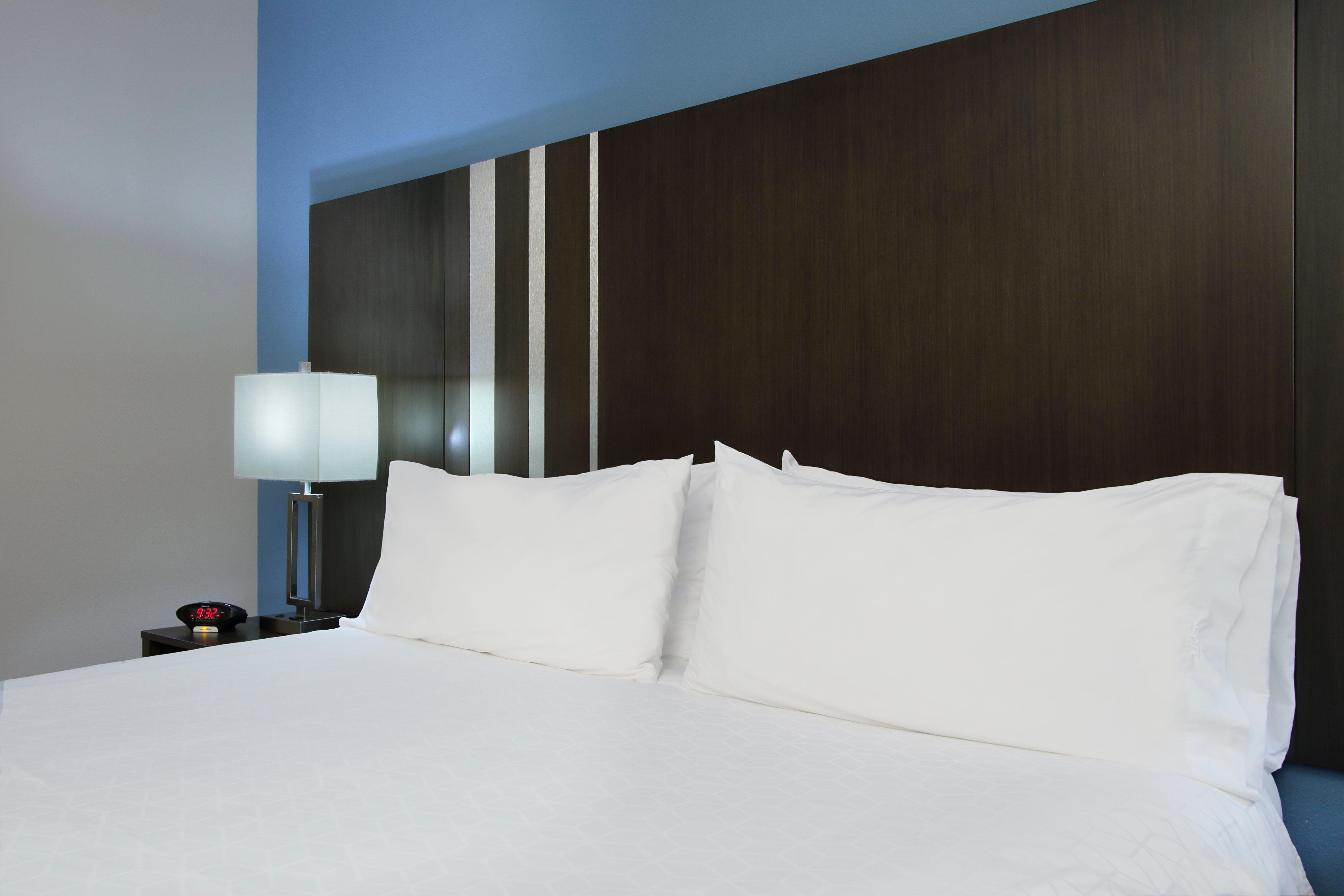 Holiday Inn Express And Suites Houston North - Iah Area By Ihg Εξωτερικό φωτογραφία