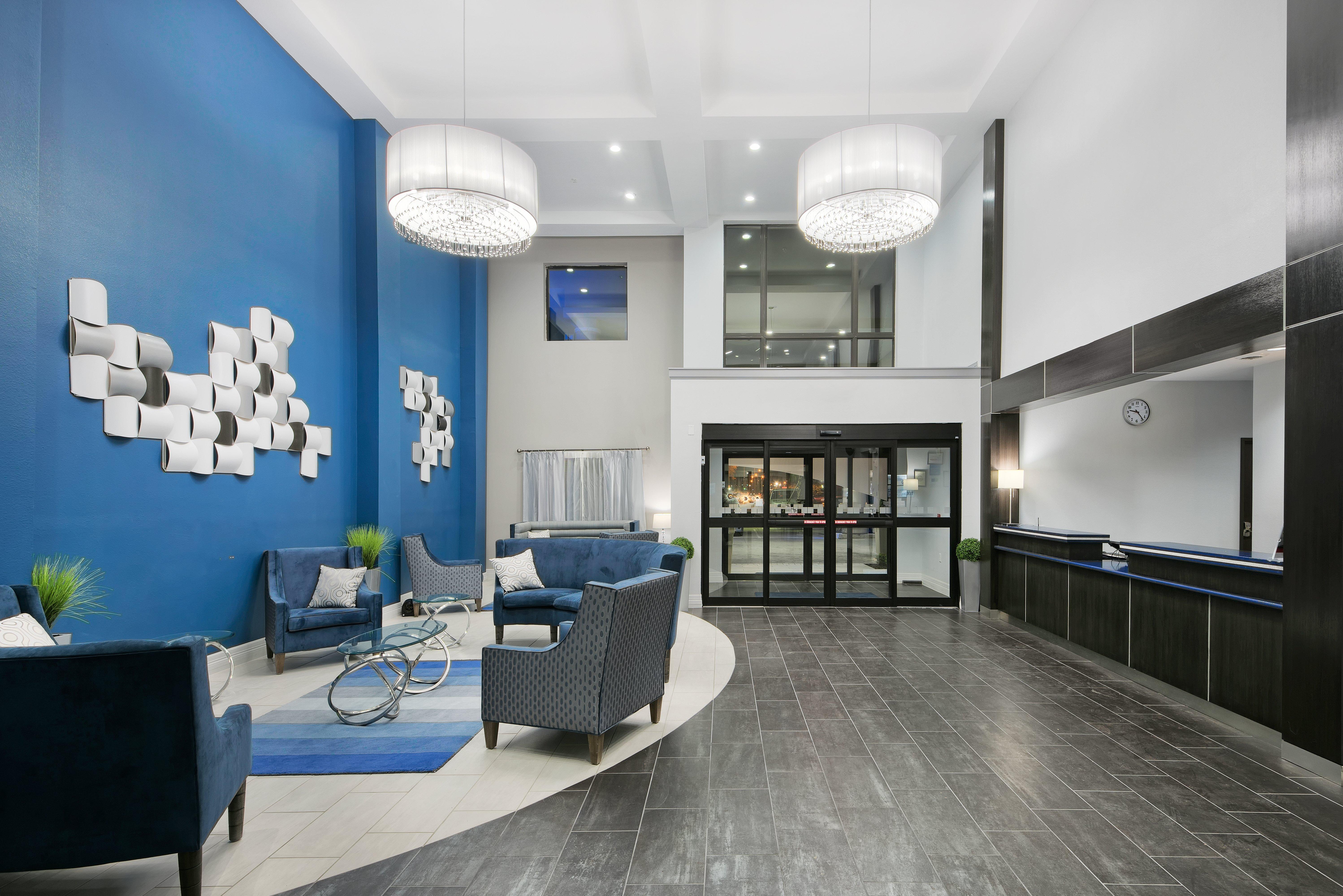 Holiday Inn Express And Suites Houston North - Iah Area By Ihg Εξωτερικό φωτογραφία