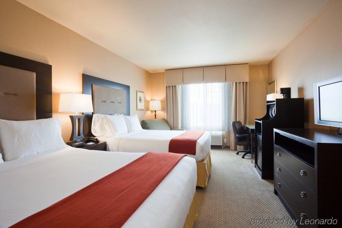 Holiday Inn Express And Suites Houston North - Iah Area By Ihg Εξωτερικό φωτογραφία