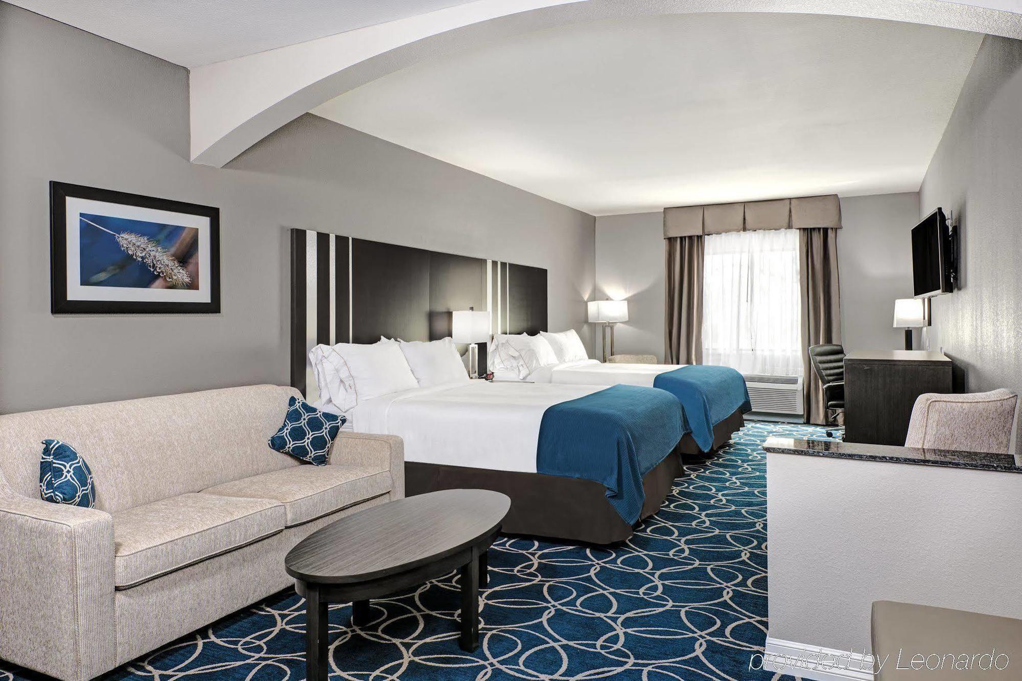 Holiday Inn Express And Suites Houston North - Iah Area By Ihg Εξωτερικό φωτογραφία