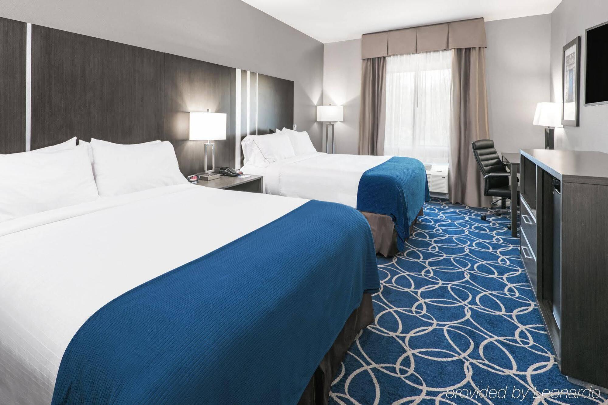 Holiday Inn Express And Suites Houston North - Iah Area By Ihg Εξωτερικό φωτογραφία